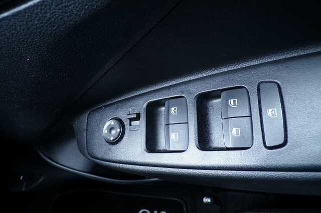 Hyundai I10 1.2 Premium Euro 6 (s/s) 5dr Blue