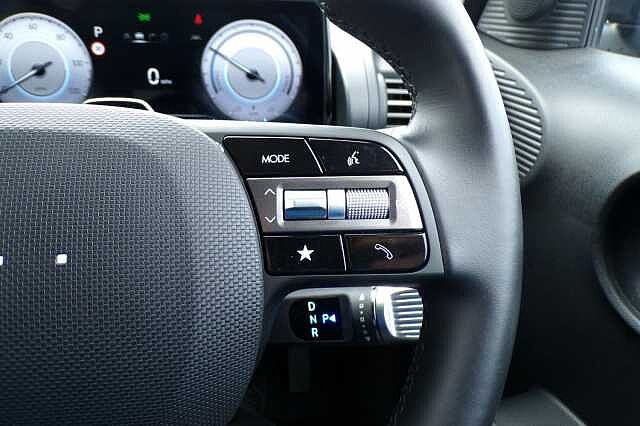 Hyundai INSTER Long Range 49kWh 02 Auto 5dr Black