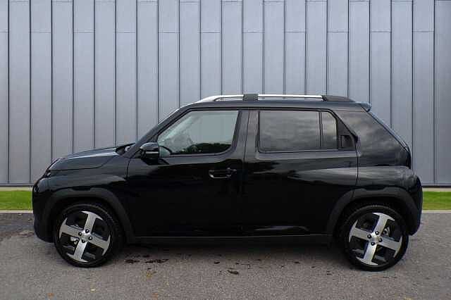 Hyundai INSTER Long Range 49kWh 02 Auto 5dr Black