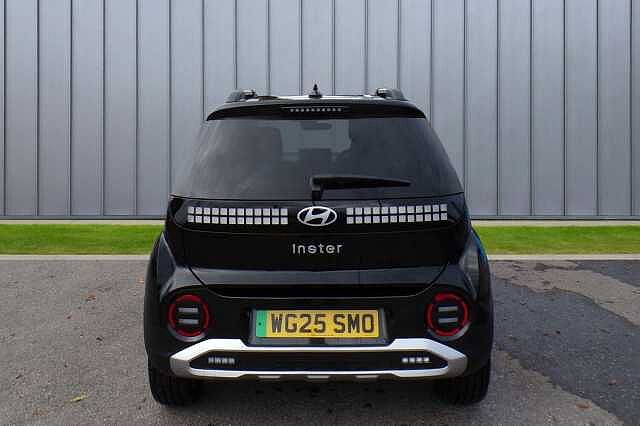 Hyundai INSTER Long Range 49kWh 02 Auto 5dr Black
