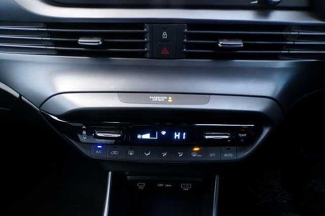 Hyundai BAYON 1.0 T-GDi Premium Euro 6 (s/s) 5dr