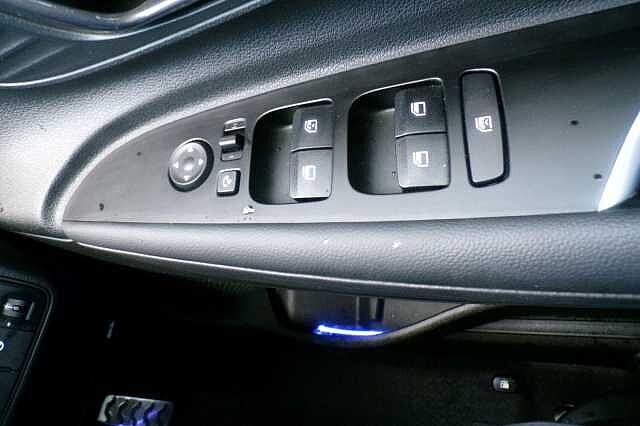 Hyundai BAYON 1.0 T-GDi Premium Euro 6 (s/s) 5dr