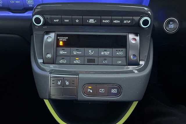 Hyundai INSTER Long Range 49kWh Cross Auto 5dr
