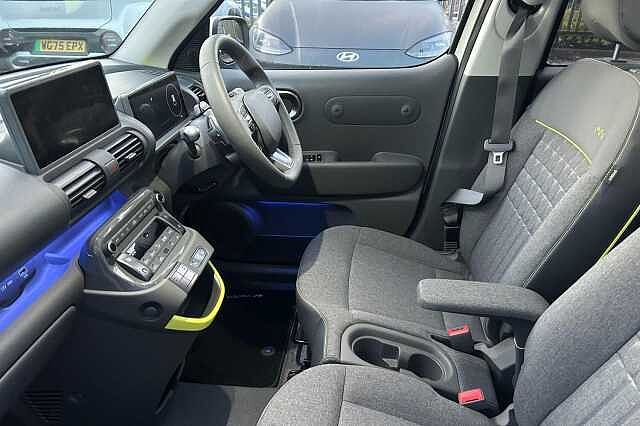 Hyundai INSTER Long Range 49kWh Cross Auto 5dr