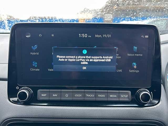 Hyundai KONA 1.6 h-GDi Premium SUV 5dr Petrol Hybrid DCT Euro 6 (s/s) (141 ps)