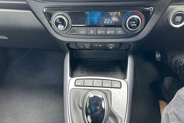 Hyundai i10 1.0 Premium Auto Euro 6 (s/s) 5dr