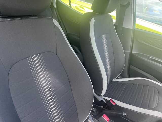Hyundai i10 1.2 Advance Auto Euro 6 (s/s) 5dr