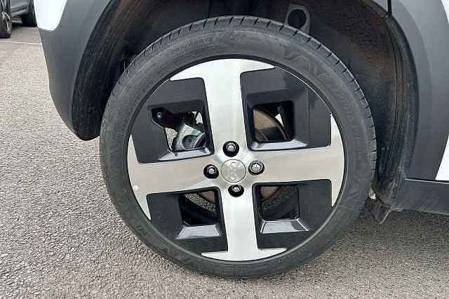 Hyundai INSTER Long Range 49kWh 02 Auto 5dr