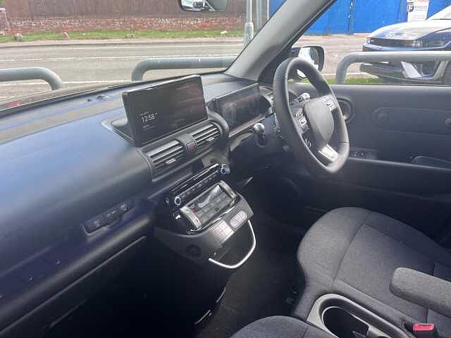 Hyundai INSTER Long Range 49kWh 02 Auto 5dr
