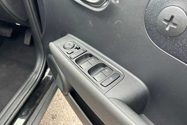 Hyundai INSTER Long Range 49kWh 02 Auto 5dr