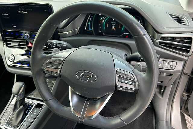 Hyundai IONIQ 1.6 h-GDi Premium SE DCT Euro 6 (s/s) 5dr