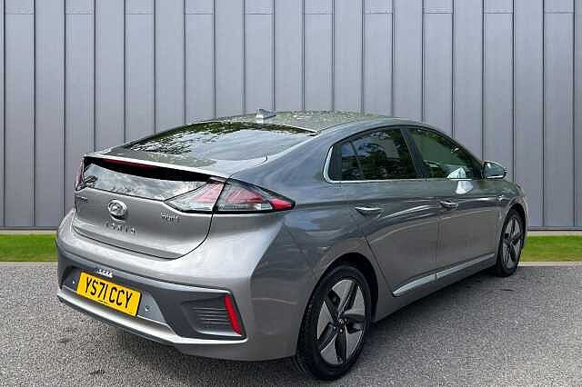 Hyundai IONIQ 1.6 h-GDi Premium SE DCT Euro 6 (s/s) 5dr