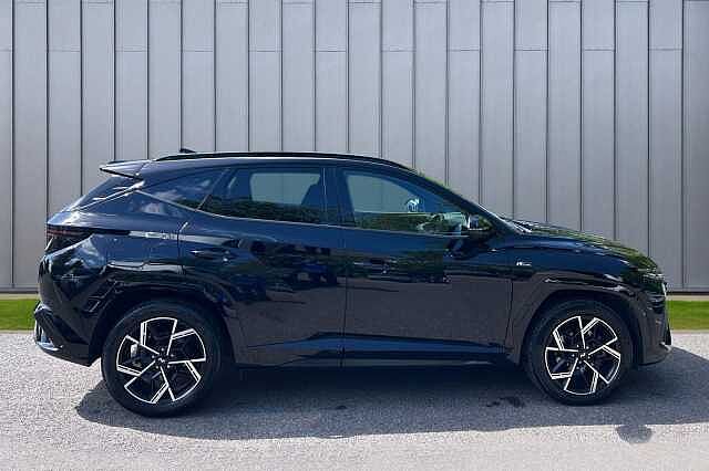 Hyundai TUCSON 1.6 T-GDi 13.8kWh N Line Auto Euro 6 (s/s) 5dr Black