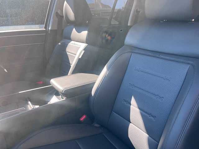 Hyundai Santa Fe 1.6 T-GDi 13.8kWh Premium Auto 4WD Euro 6 (s/s) 5dr (7Seat)