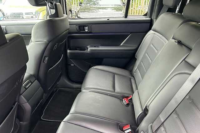 Hyundai Santa Fe 1.6 T-GDi 13.8kWh Calligraphy Auto 4WD Euro 6 (s/s) 5dr (7Seat)
