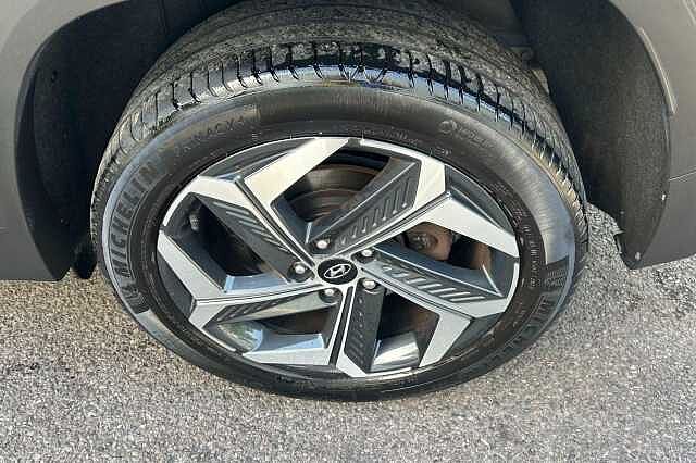 Hyundai TUCSON 1.6 h T-GDi Premium Auto Euro 6 (s/s) 5dr Grey
