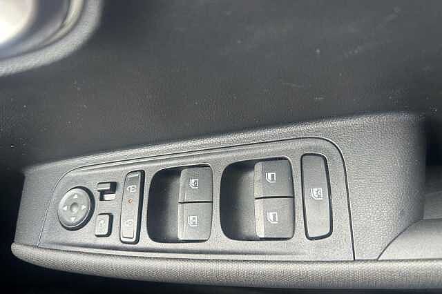 Hyundai INSTER Long Range 49kWh 02 Auto 5dr
