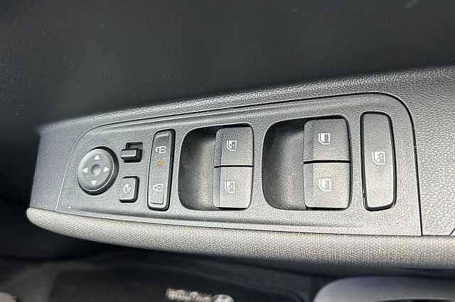 Hyundai INSTER Long Range 49kWh 02 Auto 5dr