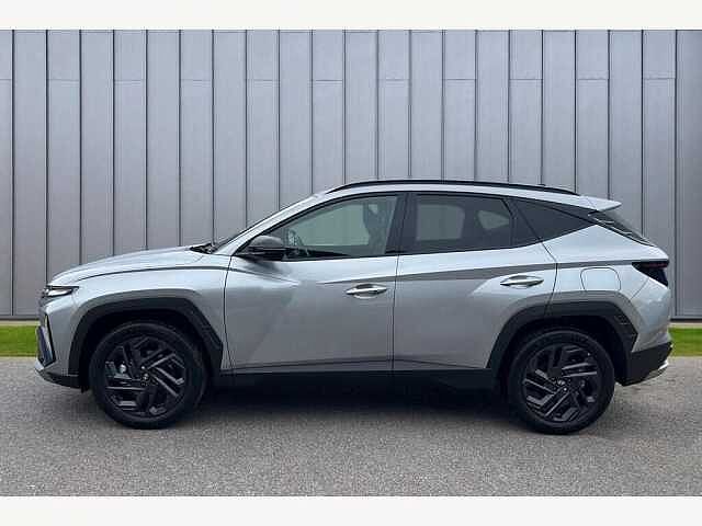 Hyundai TUCSON 1.6T Hybrid Black Line Auto Euro 6 (s/s) 5dr