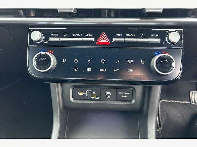 Hyundai TUCSON 1.6T Hybrid Black Line Auto Euro 6 (s/s) 5dr