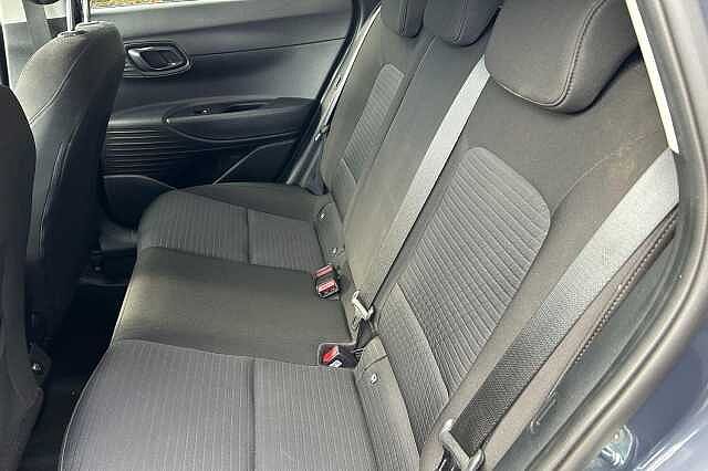 Hyundai i20 1.0 T-GDi MHEV Premium Hatchback 5dr Petrol Hybrid DCT Euro 6 (s/s) (100 ps)